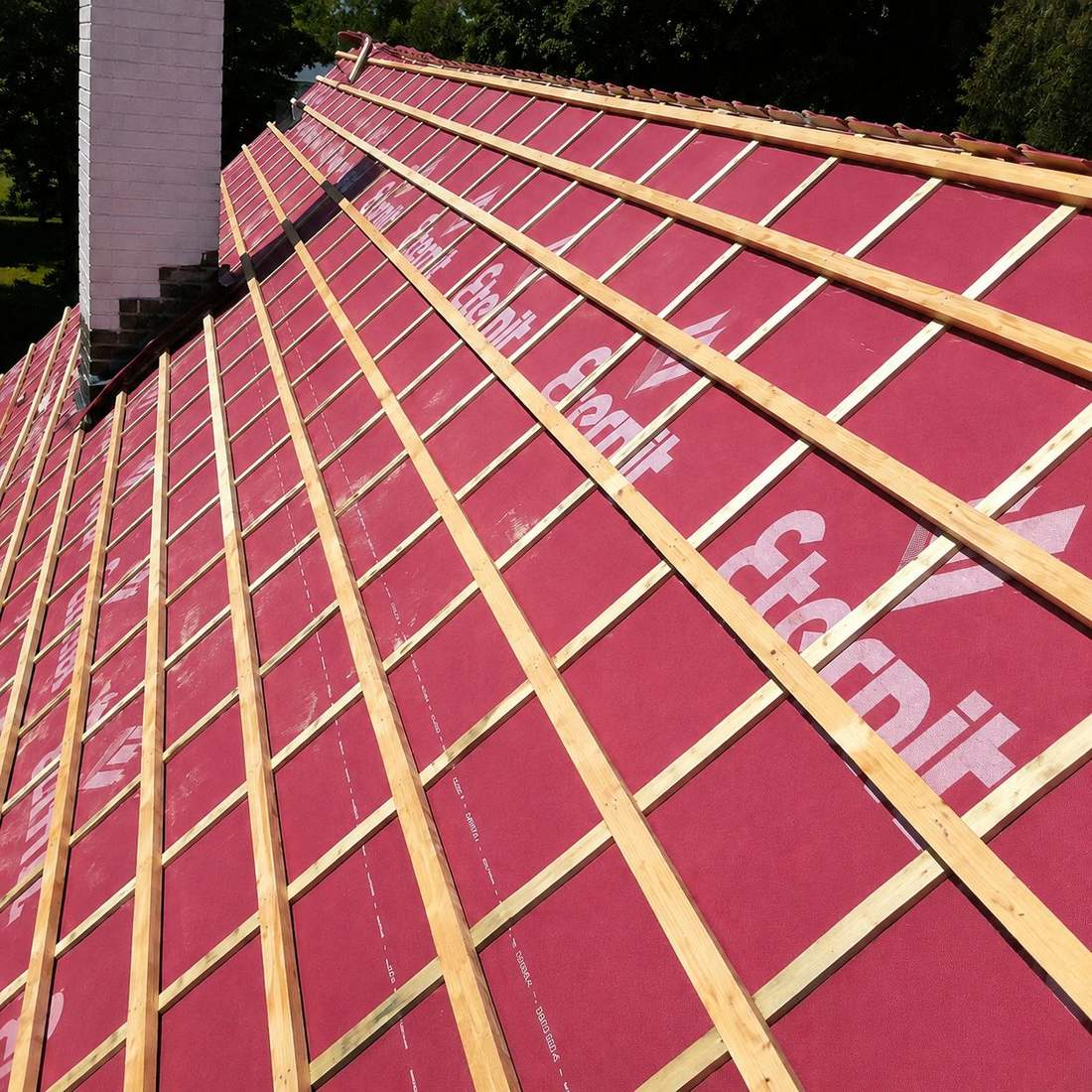 Membrane de sous-toiture Eternit posée sur liteaux